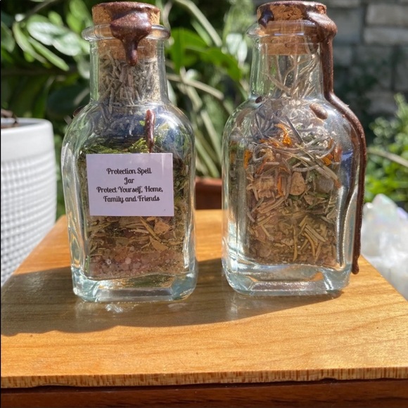 ✨🌛Protection for Self, Home and Family Spell Jar.🌜✨ - Picture 3 of 5